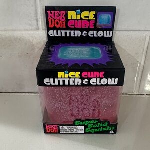 Glitter & Glow Pink Cube